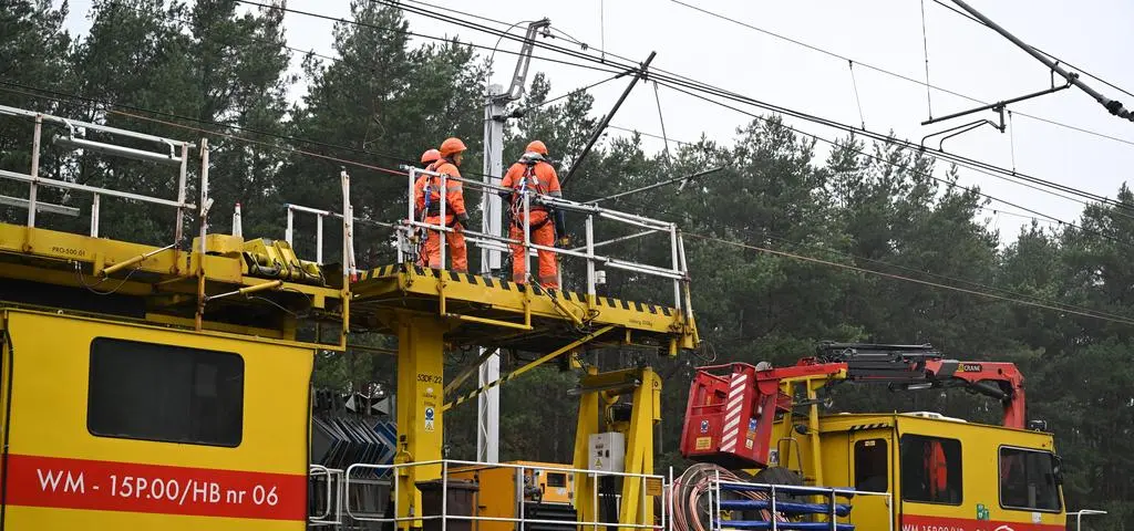 Dywersja na torach. Za chwilę konferencja ministrów po spotkaniu z szefami służb