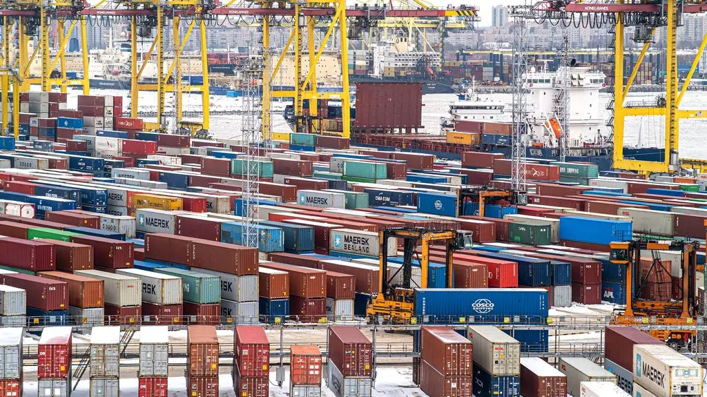 Cła, regulacje i drogi biznes. Co trzecia firma w Polsce odczuwa skutki