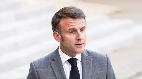 Macron ostrzega przed wojną domową