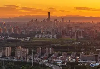 Pierwszy taki wynik w historii. "Właśnie nas zalewają towarami"