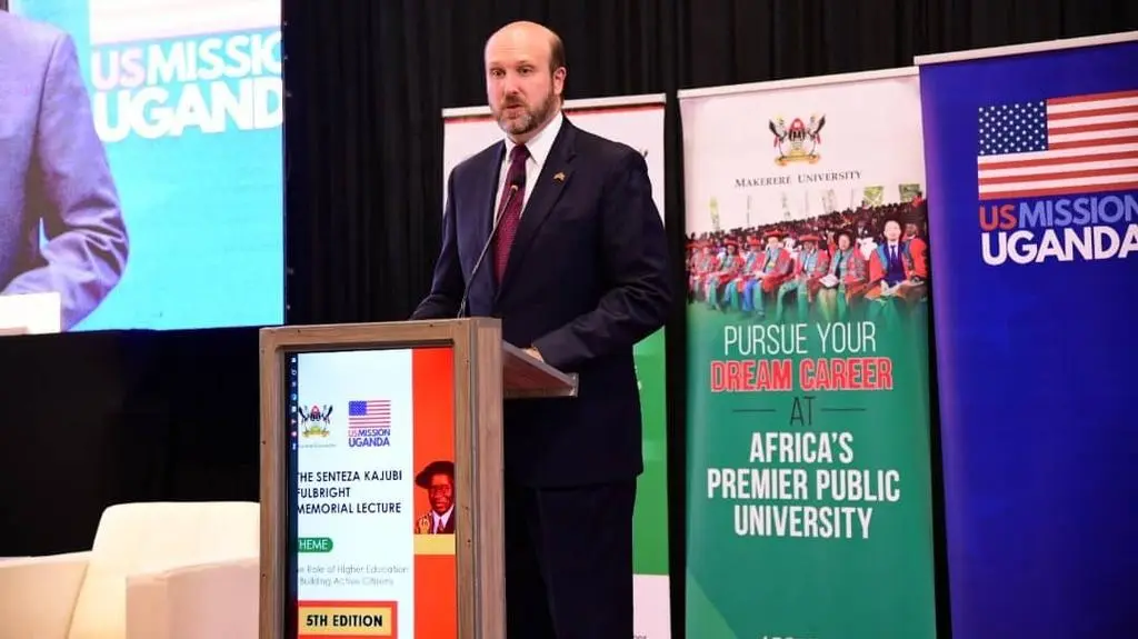 William W. Popp, ambasador USA w Ugandzie