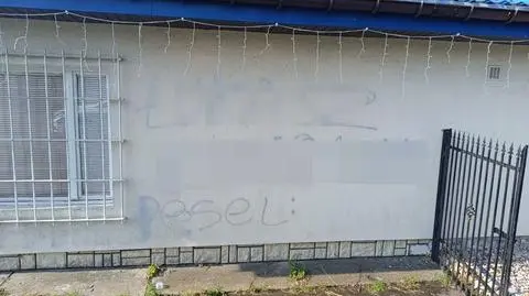 Napisał swoje imię i pesel 