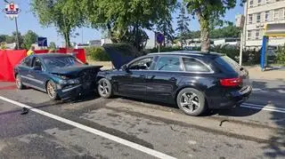 20-latek uderzył w auto, które jechało z naprzeciwka