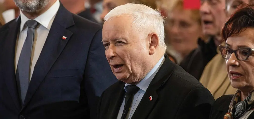 Powody decyzji Kaczyńskiego. To ona "znalazła się bliżej ucha prezesa"