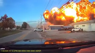 Po rozbiciu się samolotu doszło do potężnej eksplozji