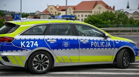 Policyjny radiowóz w Przemyślu