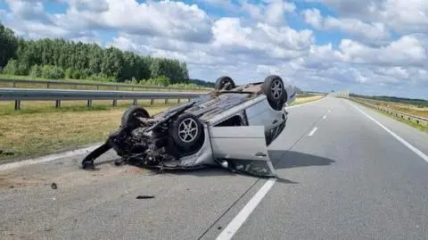 Dachowanie na S8 pod Łodzią
