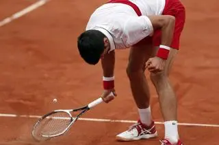 Znów zniszczył sprzęt osobisty (French Open 2018)