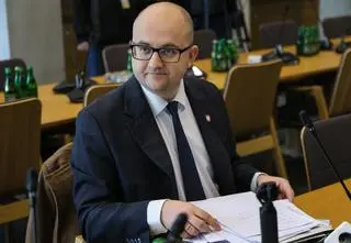 "Akta liczą 16 tysięcy stron". Kolejny krok w sprawie Mateckiego