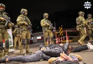 Przemycali migrantów, wprowadzali na rynek narkotyki. Kolejne zatrzymania