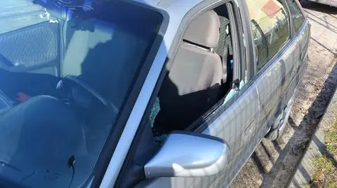 Sprawcy uszkodzili pięć aut w Złotowie