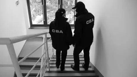 CBA chce kupić 4 tysiące komórek, choć zatrudnia tylko 1300 osób