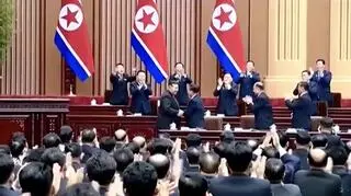 Kim Dzong Un przemawia przed parlamentem w Pjongjangu, 23 marca 2026 roku