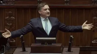 Krzyczał wtedy: liczę na was. Na co teraz liczy Ziobro?