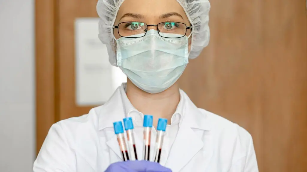 Test bez norm, diagnoza bez sensu. Lekarz ostrzega: te popularne badania to marketing