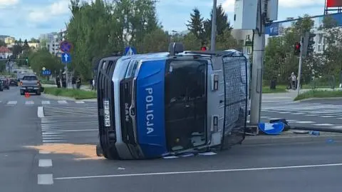 Wypadek radiowozu w Olsztynie