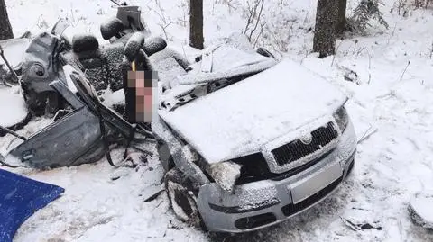 Kierująca wpadła w poślizg 