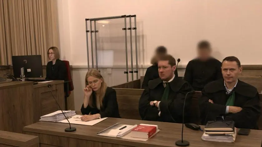 Strażak zmarł po bójce przed dyskoteką. Trzej 18-latkowie skazani