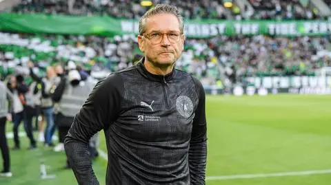 "To nie jest zwykły dzień, to początek nowej ery". Pogoń zaprezentowała trenera