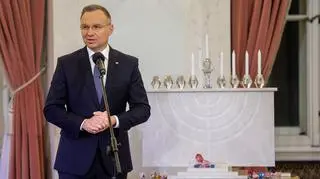 Andrzej Duda podczas uroczystego zapalenia świec chanukowych w Pałacu Prezydenckim
