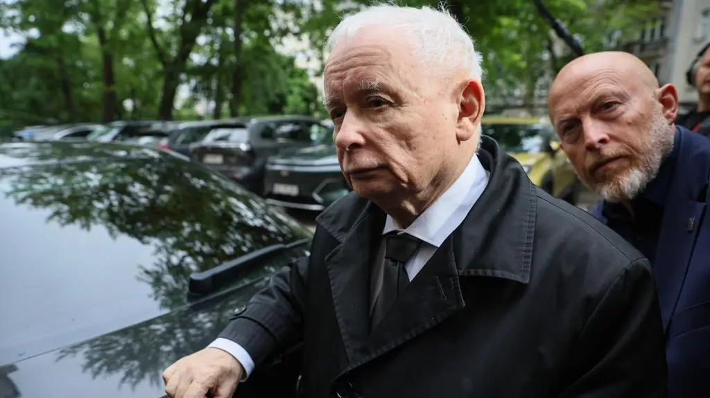 "Zdarzyło mi się pierwszy raz w życiu". Ruch Giertycha po przesłuchaniu Kaczyńskiego