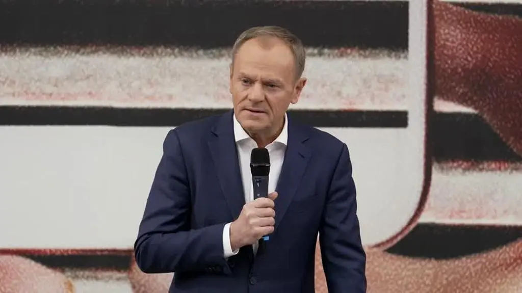 tusk senat