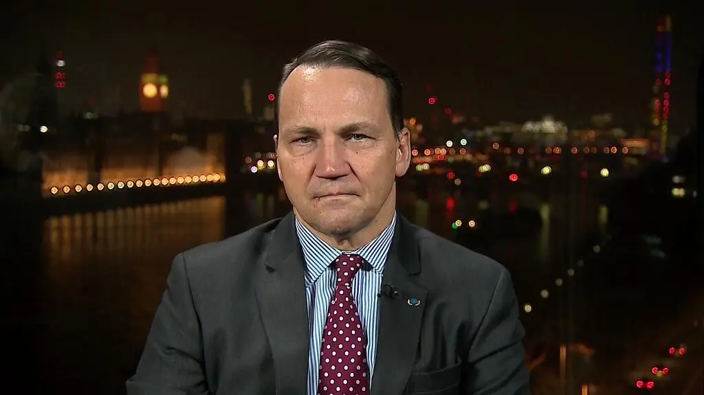 Sikorski: Waszczykowski był wiceministrem w naszym rządzie