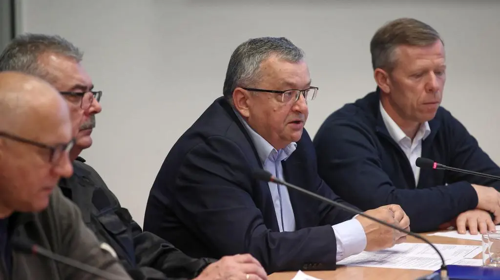 Adamczyk: w resorcie infrastruktury pracuje zespół monitorowania zagrożeń na szlakach transportowych