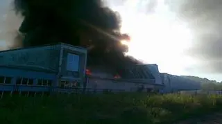 Rano na miejscu były 23 zastępy Państwowej Straży Pożarnej i 22 ochotniczej. Przyjechali z całego województwa - relacjonuje asp. sztab. Artur Boguszyński z jednostki ratowniczo-gaśniczej w Lubaniu.