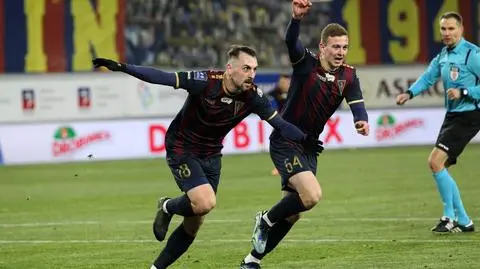 Kucharczyk znów zrobił różnicę. Derby Pomorza dla Pogoni