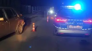 Kierująca volkswagenem najechała na leżącego na drodze mężczyznę