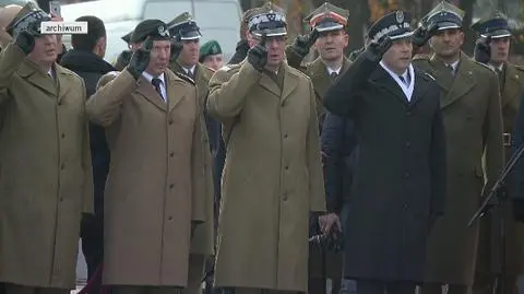 Uroczystość odsłonięcia na Grobie Nieznanego Żołnierza tablicy poświęconej żołnierzom wyklętym