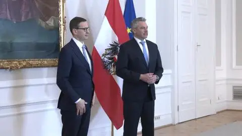 2022