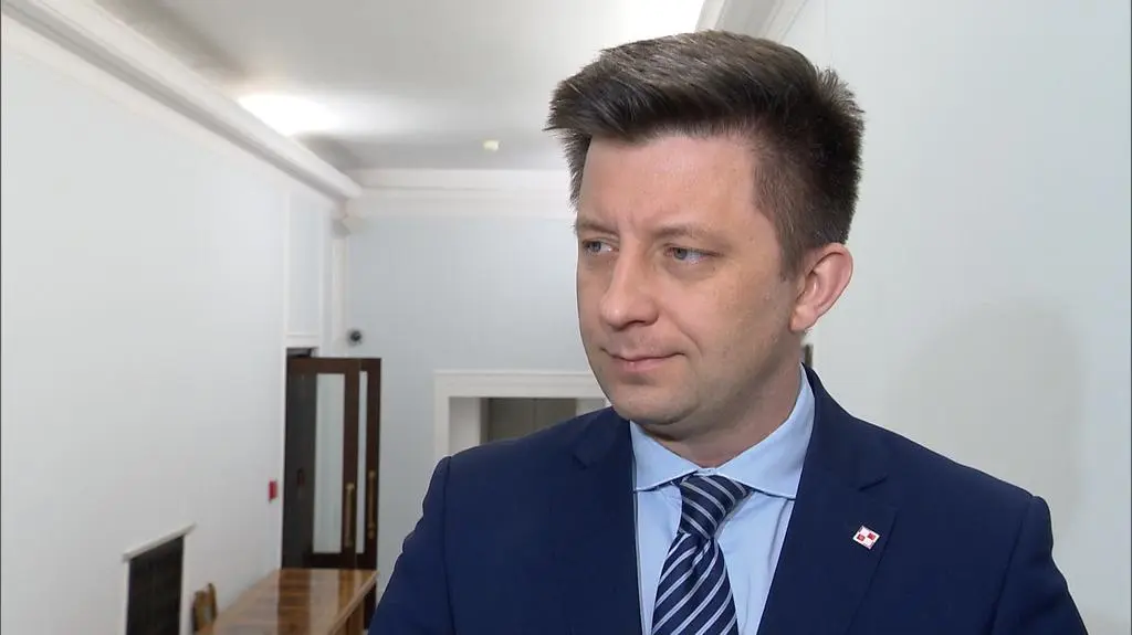 Dworczyk o słowach Szczerskiego o nauczycielach celibacie i 500 plus