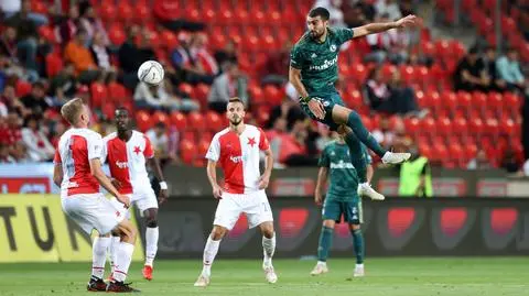 Legia nie dała się mistrzom Czech. Piękne gole w Pradze