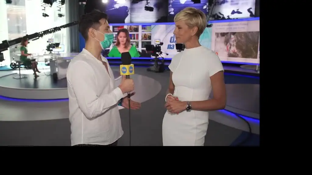 Anita Werner oprowadza po studiu TVN24