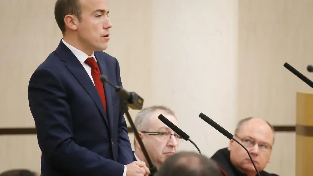 Budka: nie zgadzamy się by kwestionować pozycję TK