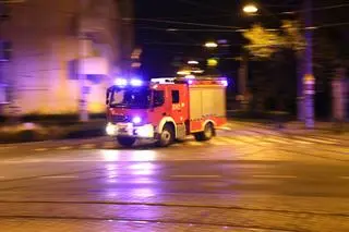 W akcji brało udział pięć zastępów straży pożarnej (zdjęcie ilustracyjne)