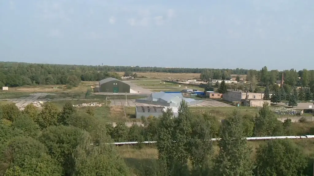 Polscy prokuratorzy w Smoleńsku. Będą obserwować ponowne badanie wraku