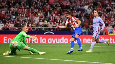 Kolejny mecz, kolejna porażka w słabym stylu. Atletico wypunktowało Barcelonę