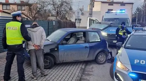 Zobaczył, że ktoś "coś kombinuje" pod autem sąsiada, zaalarmował policję