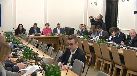 "Żadne okoliczności nie upoważniają do łamania prawa przez premiera polskiego rządu"