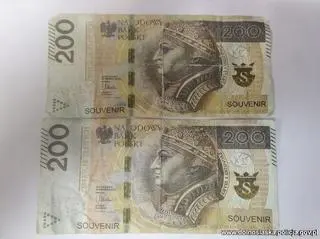 Awers fałszywego banknotu