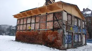 Zabytkowy budynek został zabezpieczony