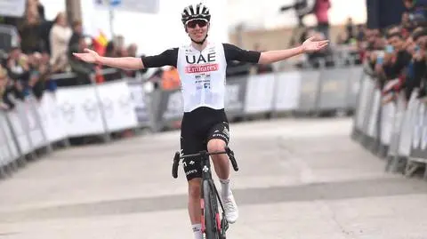 Pogaczar znowu dojechał do mety samotnie. Majka dzielnie go wspierał