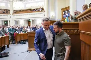 Prezydent Andrzej Duda i prezydent Wołodymyr Zełenski w Radzie Najwyższej Ukrainy 