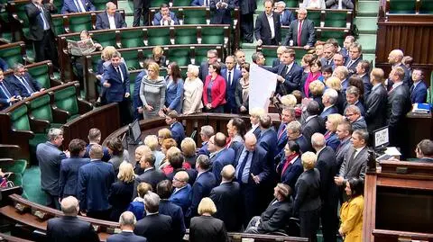 Ukarani za protest?