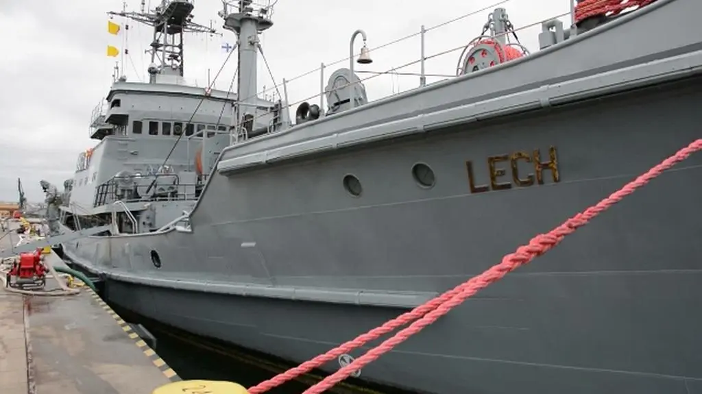 Ćwiczenia na pokładzie okrętu 