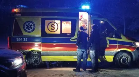 Ratownicy stwierdzili, że mężczyzna jest w stanie hipotermii 