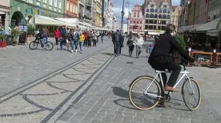 Rowerem po wrocławskim Rynku 